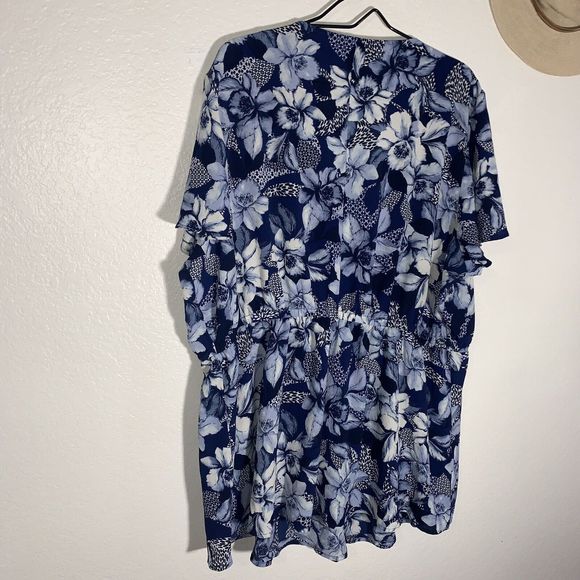Lane Bryant Floral Blue And White Ruffle Skirted Blouse Size 24 Women’s - Picture 7 of 9